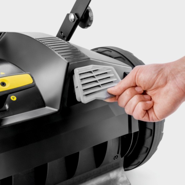 Фото - Підмітальна машина Karcher KM 70/20 C 2SB (1.517-131.0)
